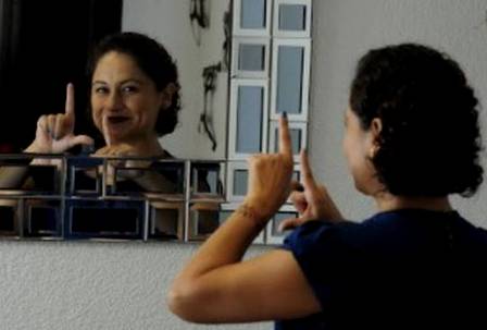 Complicado, interpretar a señas al Presidente de la república mexicana: Isabel Breña. (elsudcaliforniano.com.mx)
